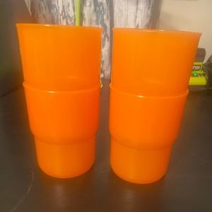 Stackable Tupperware cups